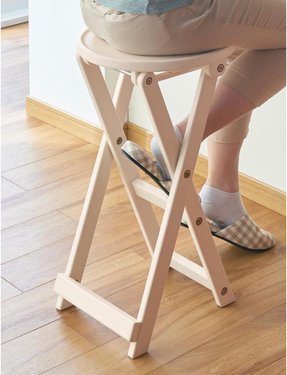 キッチンにおすすめの軽量コンパクトな折りたたみ椅子9選 木製やコンパクトな持ち運びやすいスツールを紹介