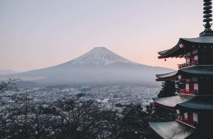 お正月らしい富士山の写真