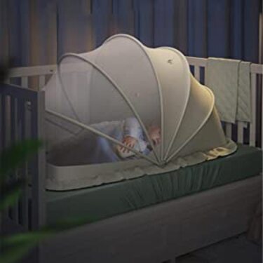 ベビーベッドの遮光グッズおすすめ7選 赤ちゃん用遮光カーテンや暗幕ドームも紹介