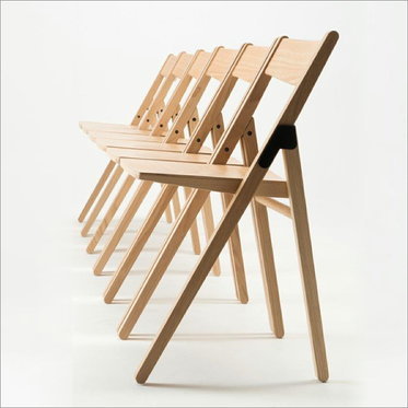 おしゃれな木製の折りたたみ椅子9