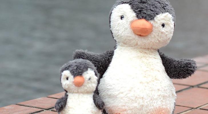 かわいいペンギンのぬいぐるみ14選 リアルな皇帝ペンギンからsuicaのペンギンまで幅広いペンギンを紹介