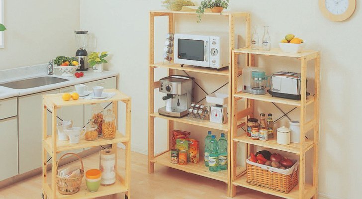 狭いキッチンを有効活用するキッチンラックおすすめ6選 シェルフやレンジ台を使った炊飯器などの置き場 収納実例も