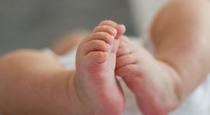 赤ちゃんの手形や足型を残せるアイテム11選 おすすめのインクや粘土 キット商品や きれいに取るコツも紹介