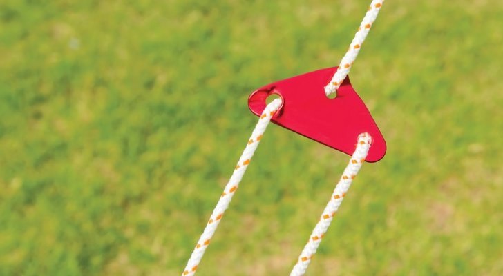 テントやタープの組み立てに活躍する自在金具おすすめ9選 ロープを通す向きや使い方なども紹介