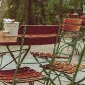 ガーデンテーブルセットおすすめ11選 Diyの仕方や人気の木製 アルミ製 パラソル付きのガーデンテーブルセットも紹介