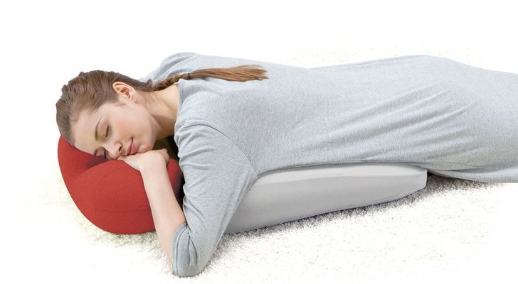 大人のうつ伏せ寝のための枕おすすめ11選 ニトリで買えるうつ伏せ用枕やクッションも紹介