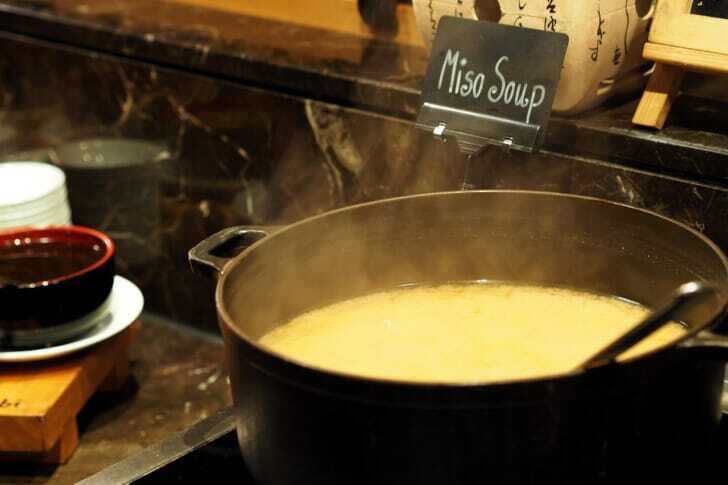 味噌汁鍋の写真